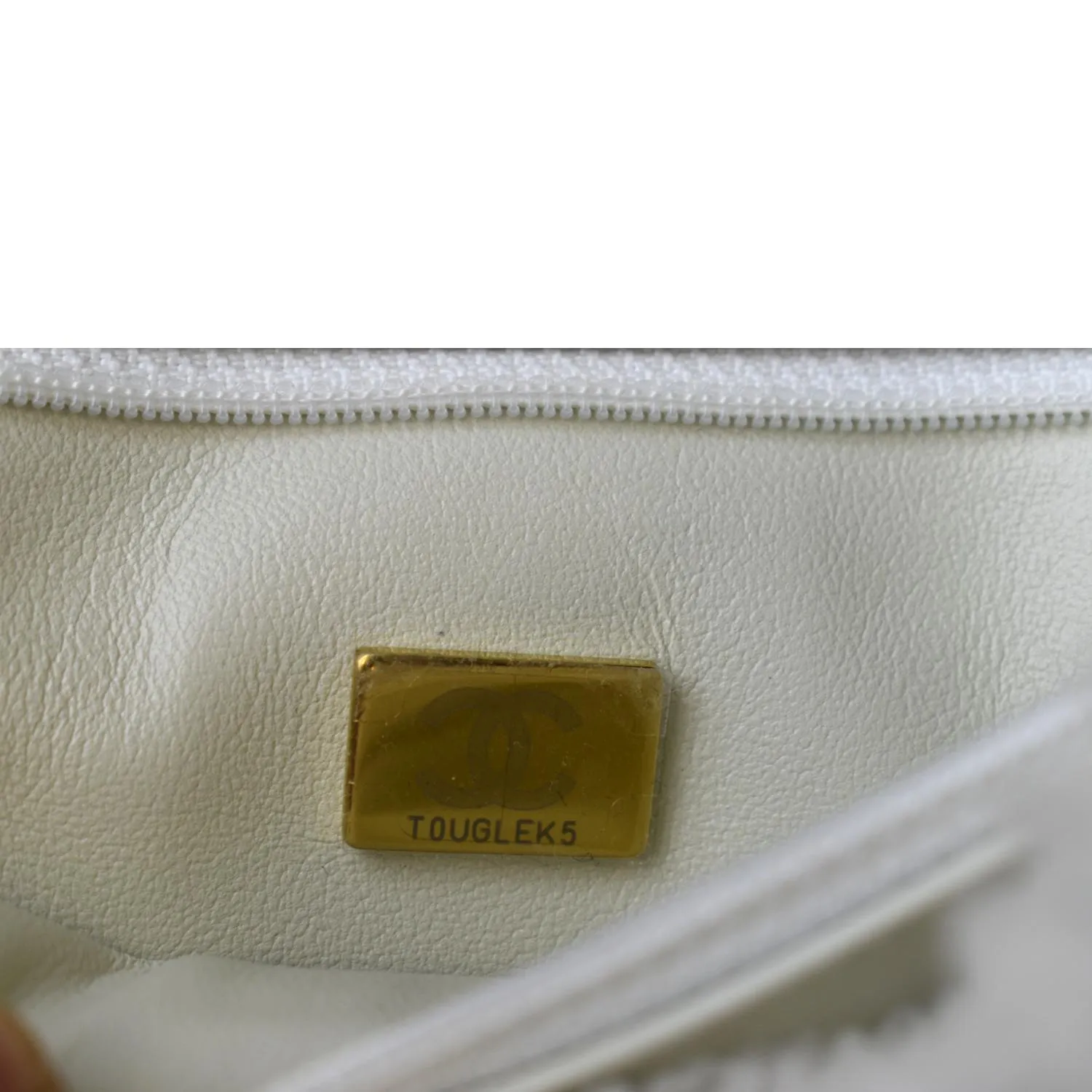 CHANEL 19 Flap Shearling Patent Leather Shoulder Bag White